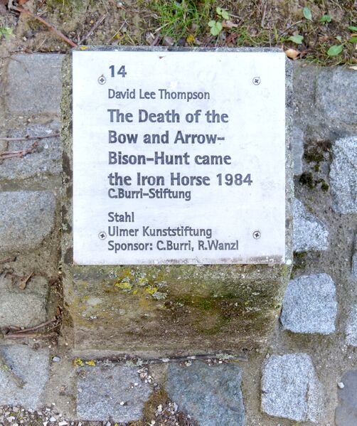 Datei:14 The Death of the Bow and Arrow-Bison-Hunt Tafel.jpg