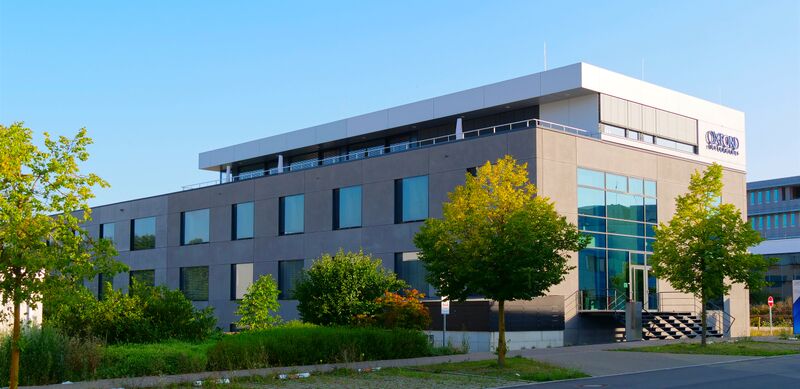 Datei:LM 6 Oxford Instruments 4.jpg